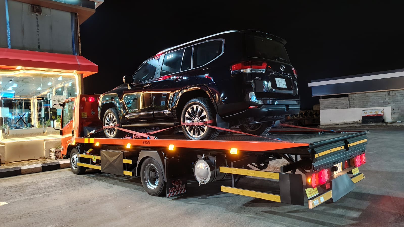 Nissan Patrol — night SUV recovery