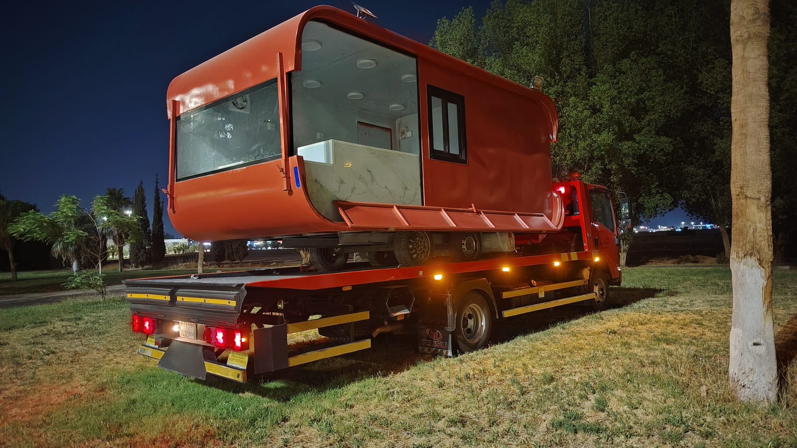 Caravan unit — oversized load transport